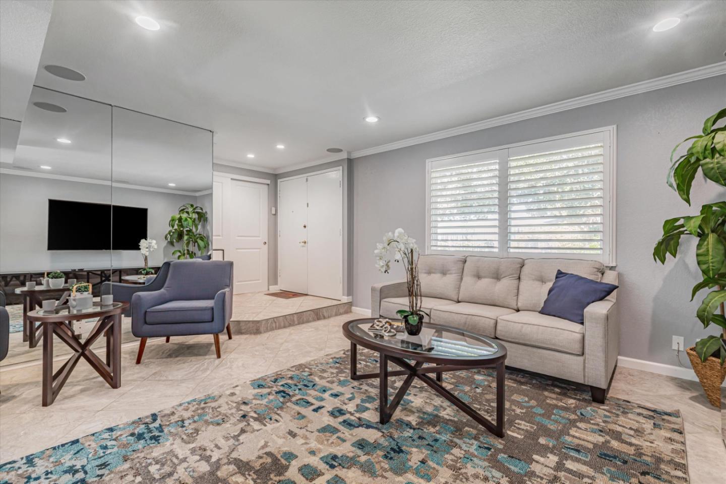 7082 Indian Wells CT