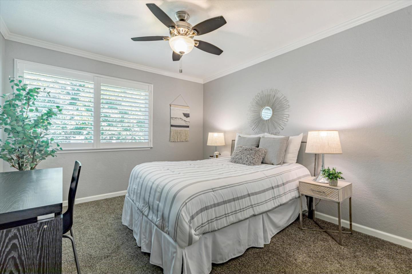 7082 Indian Wells CT