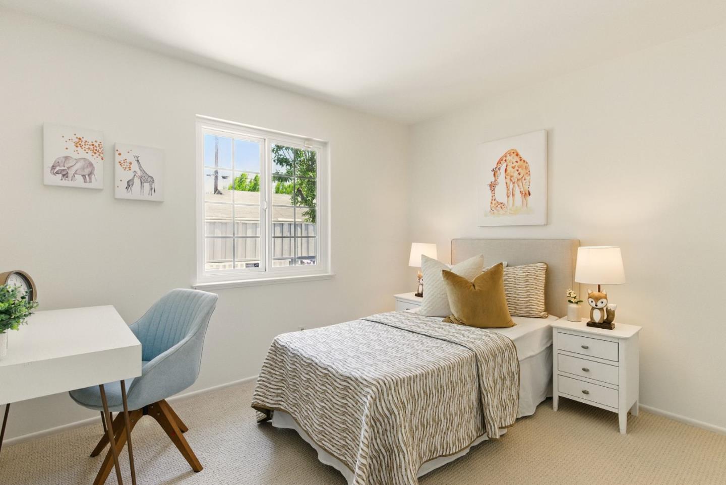 936 Greenwich AVE
