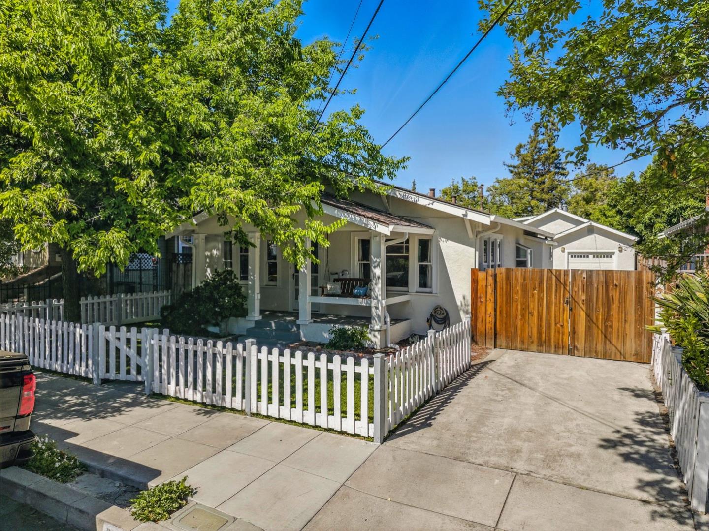 218 North 12th Street