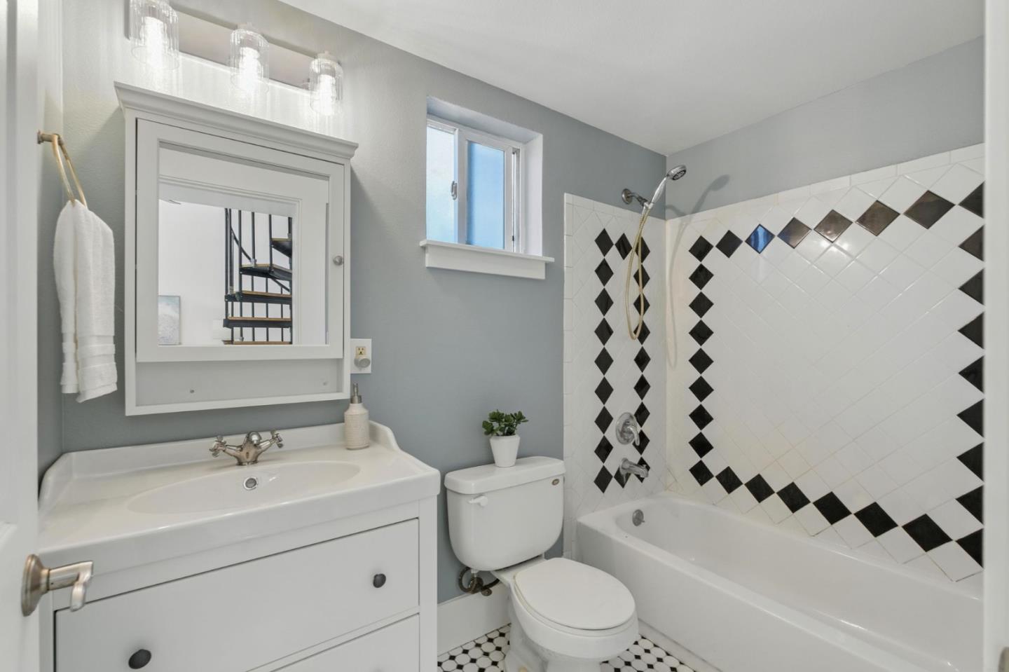 218 North 12th Street