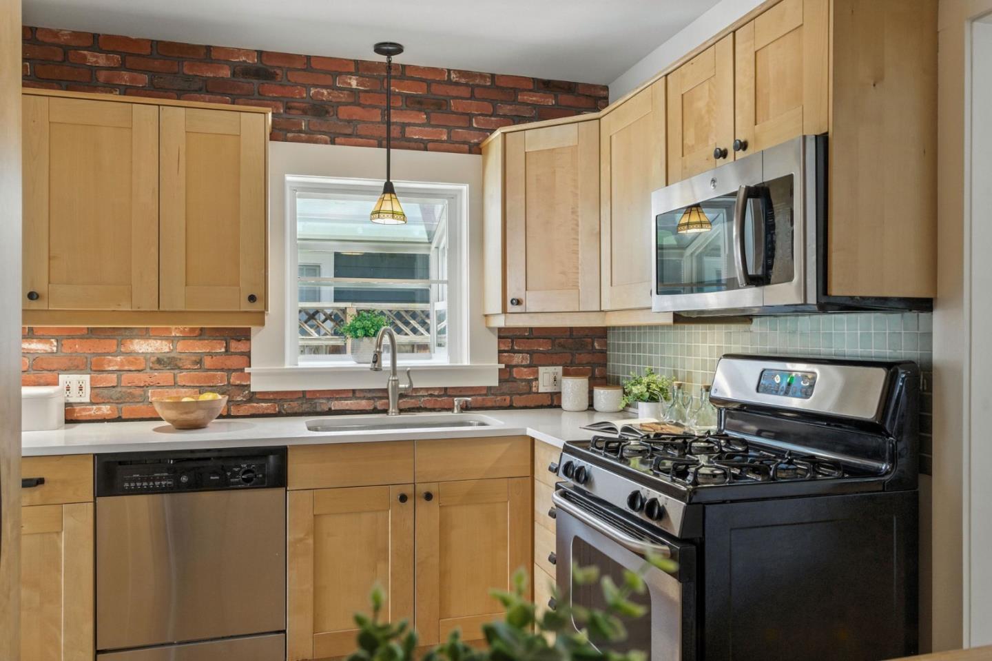 218 North 12th Street