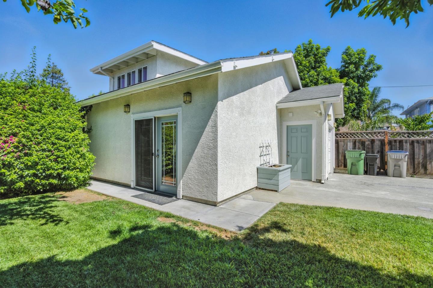 218 North 12th Street