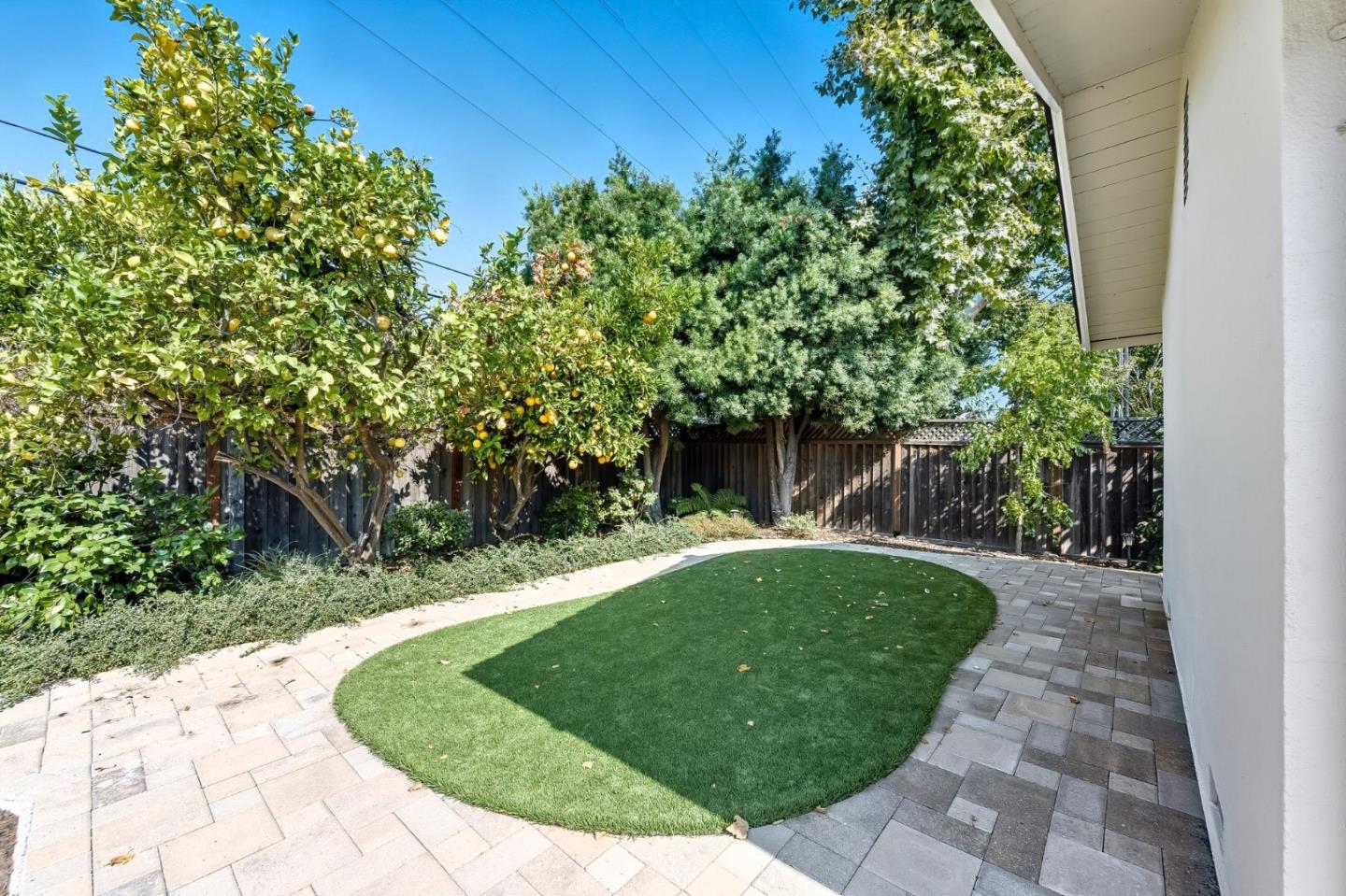 1547 Klamath Drive