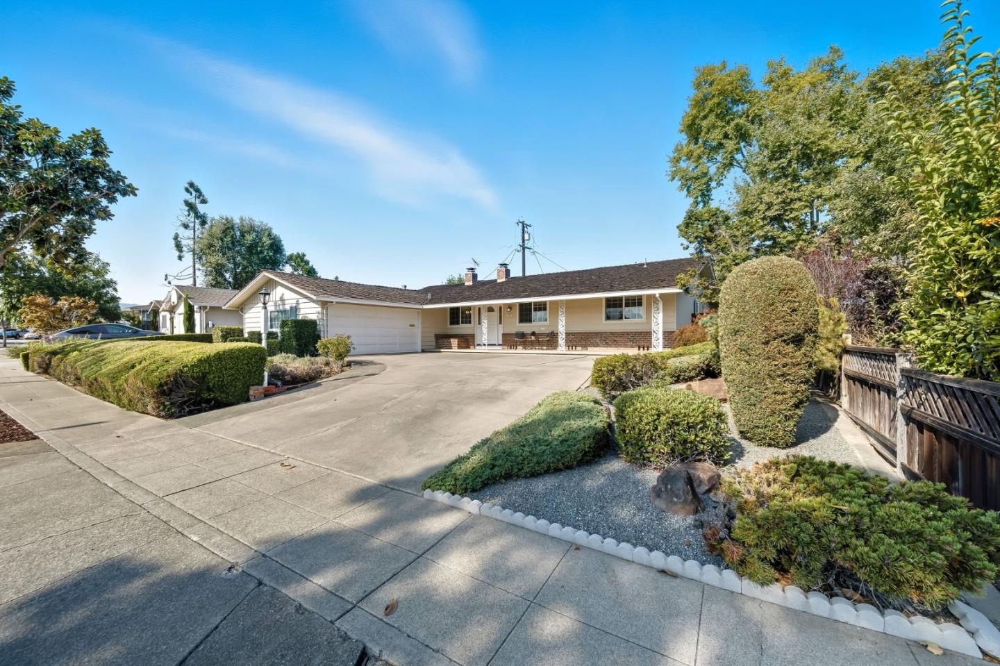 1547 Klamath Drive