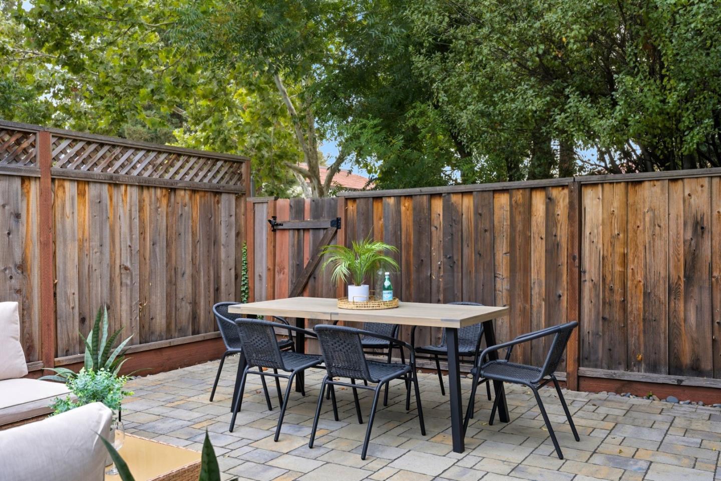1299 Foxwood Drive