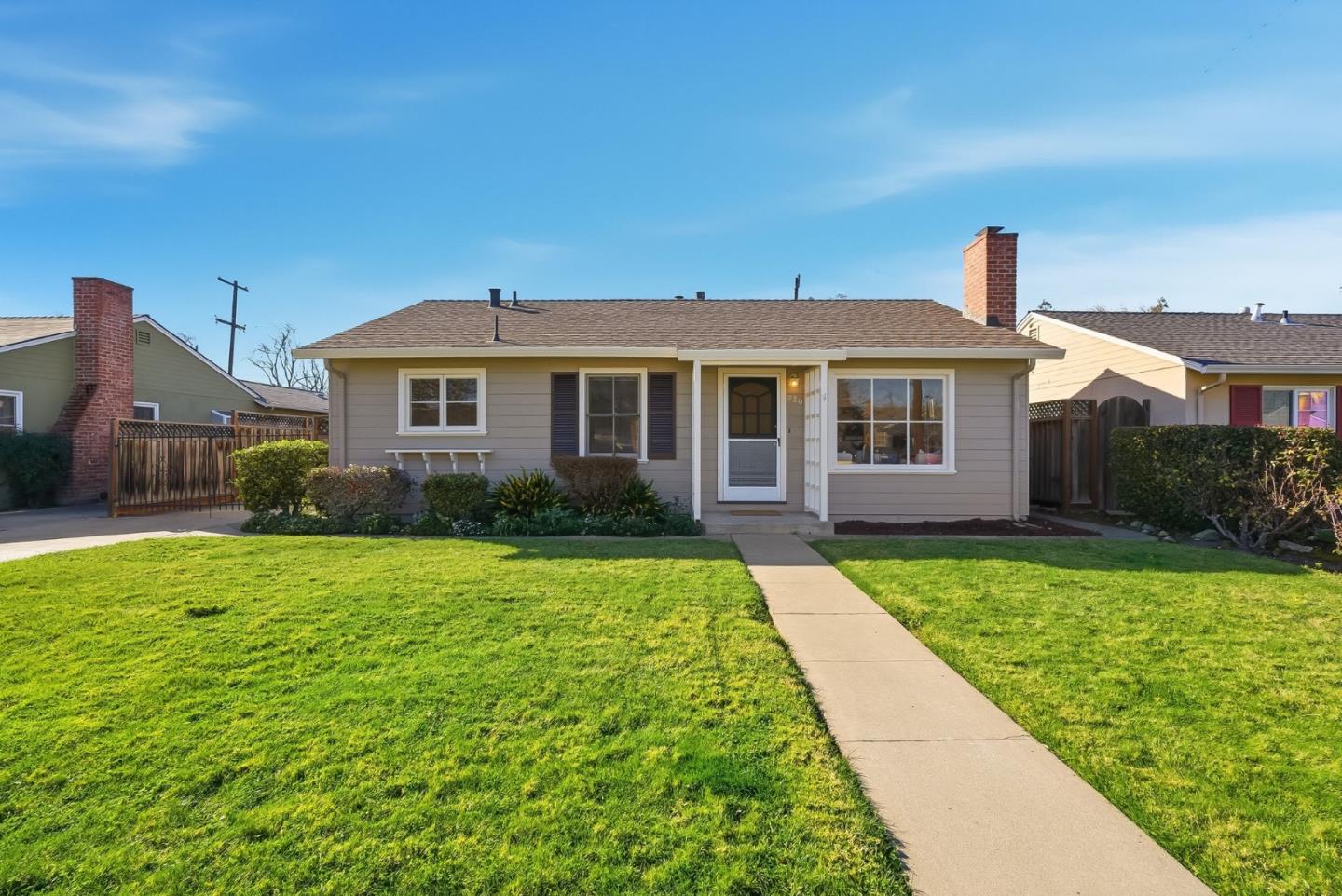 920 Blossom Drive