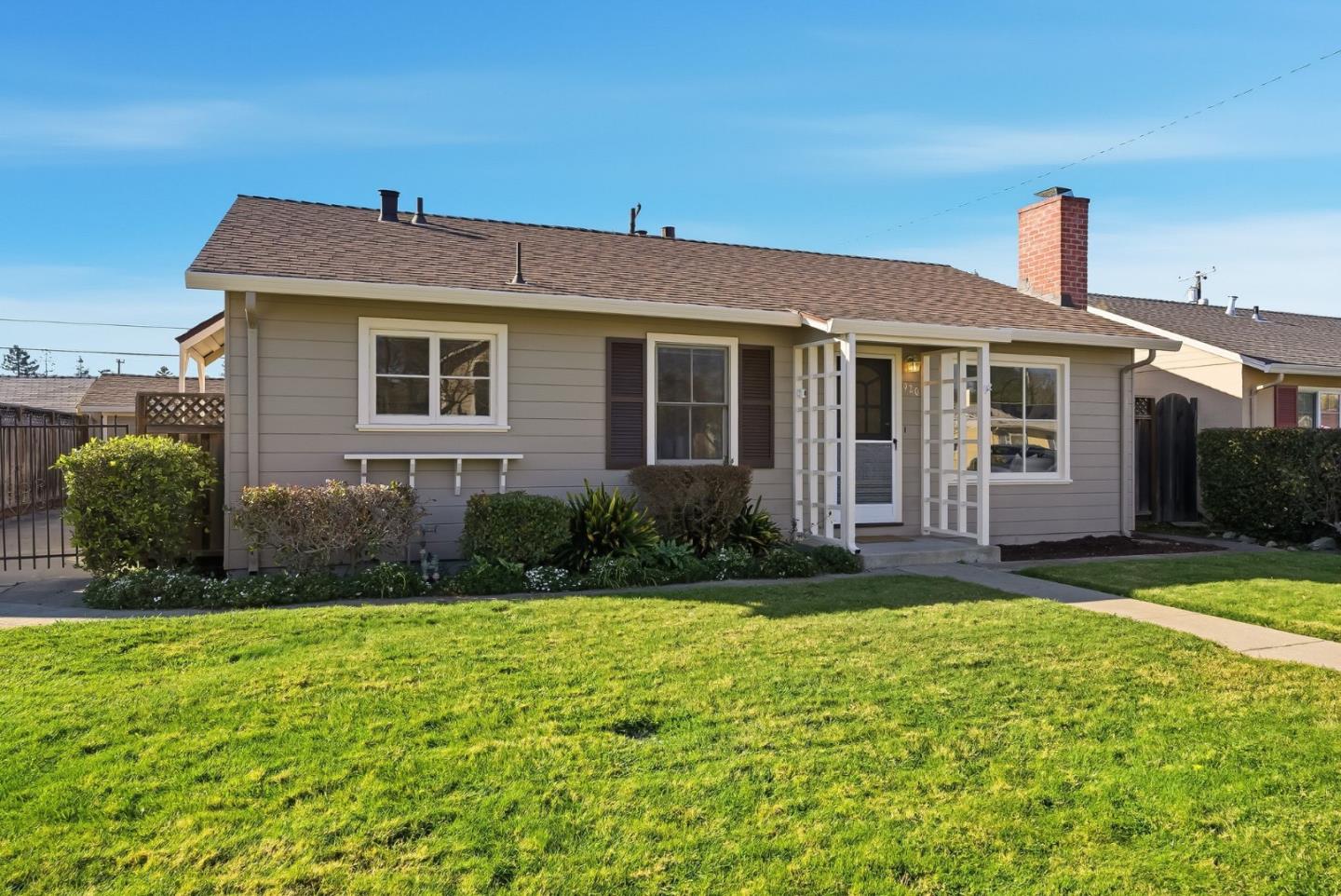 920 Blossom Drive