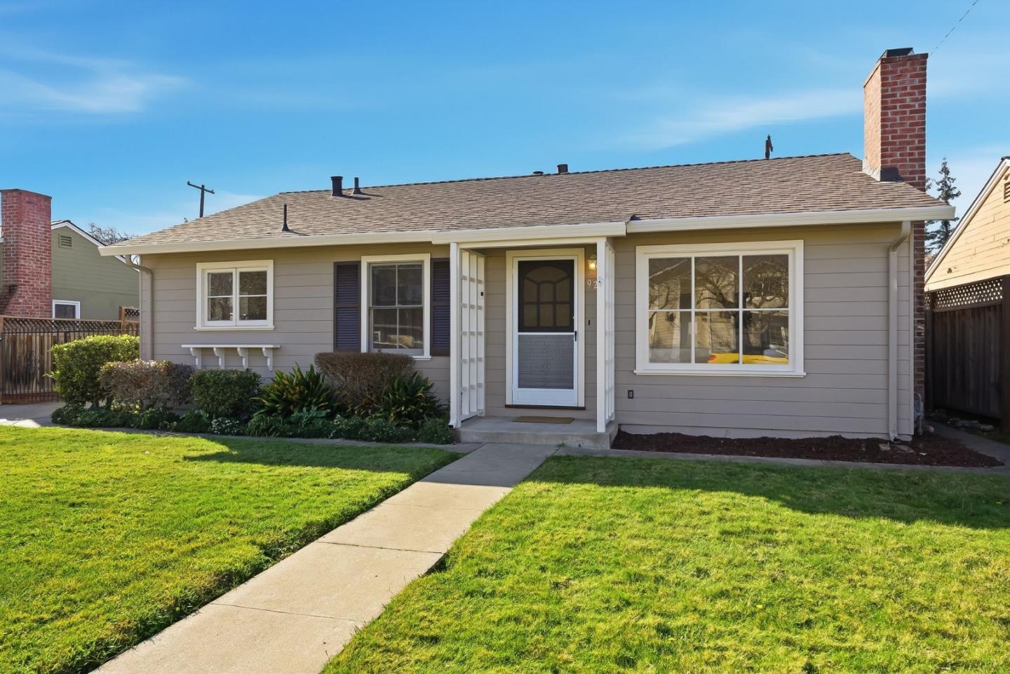 920 Blossom Drive