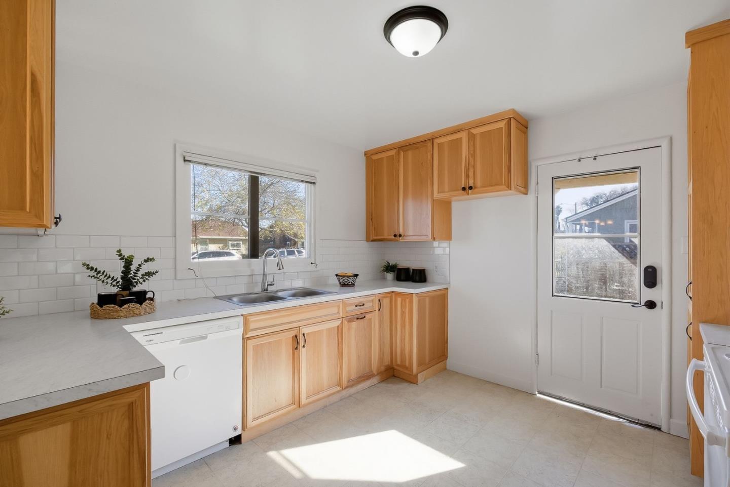 920 Blossom Drive