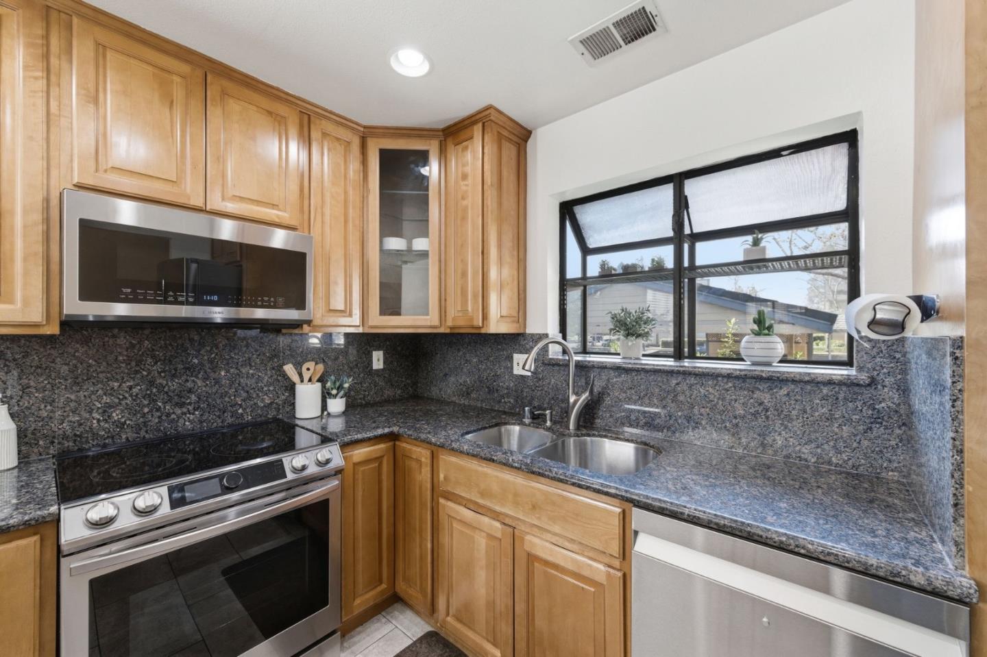 6023 Joaquin Murieta Avenue A