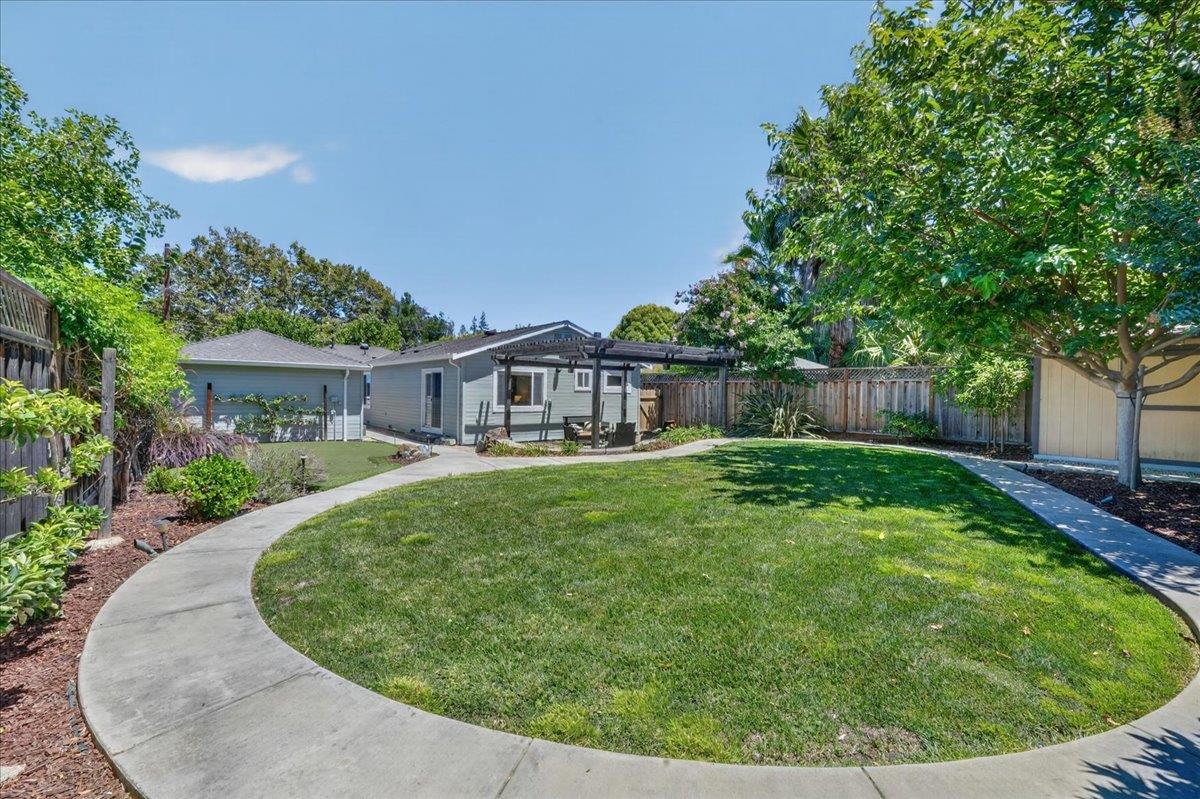1341 Settle AVE
