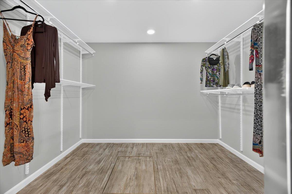 1341 Settle AVE