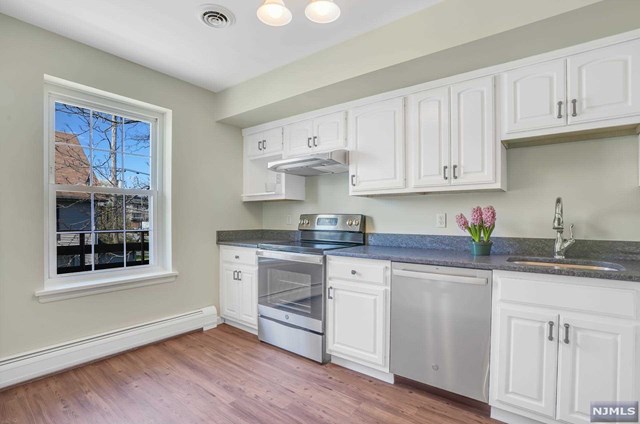356 East Avenue 3