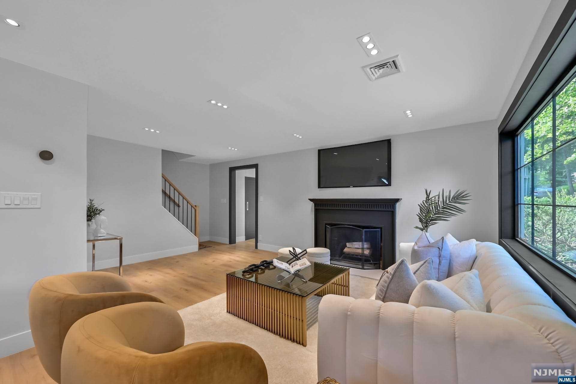 959 Barnes Drive