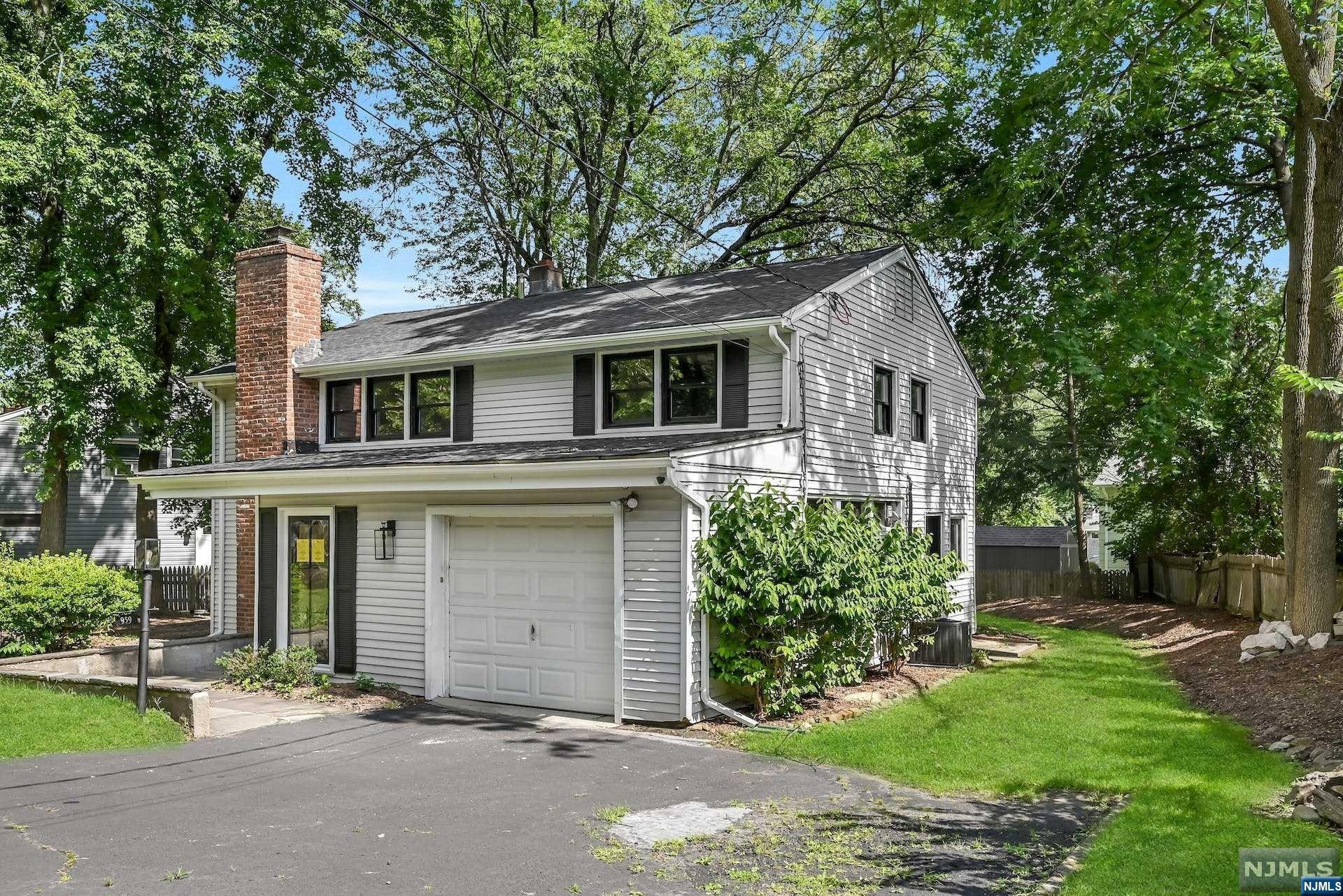 959 Barnes Drive