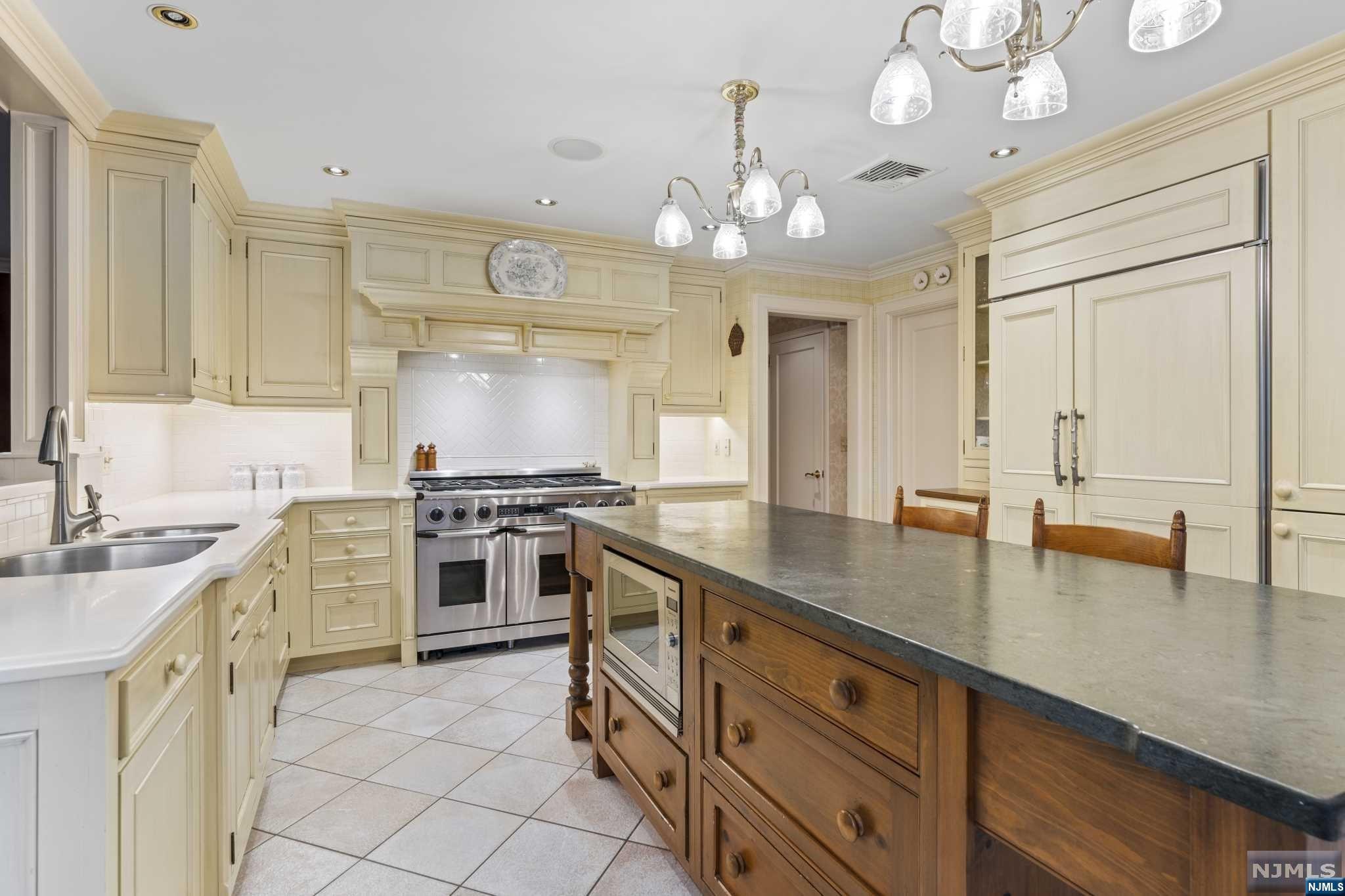 224 Hamilton Road
