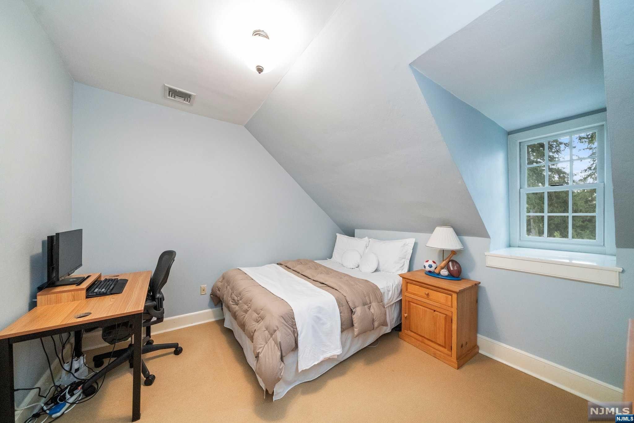 933 East Saddle River Road