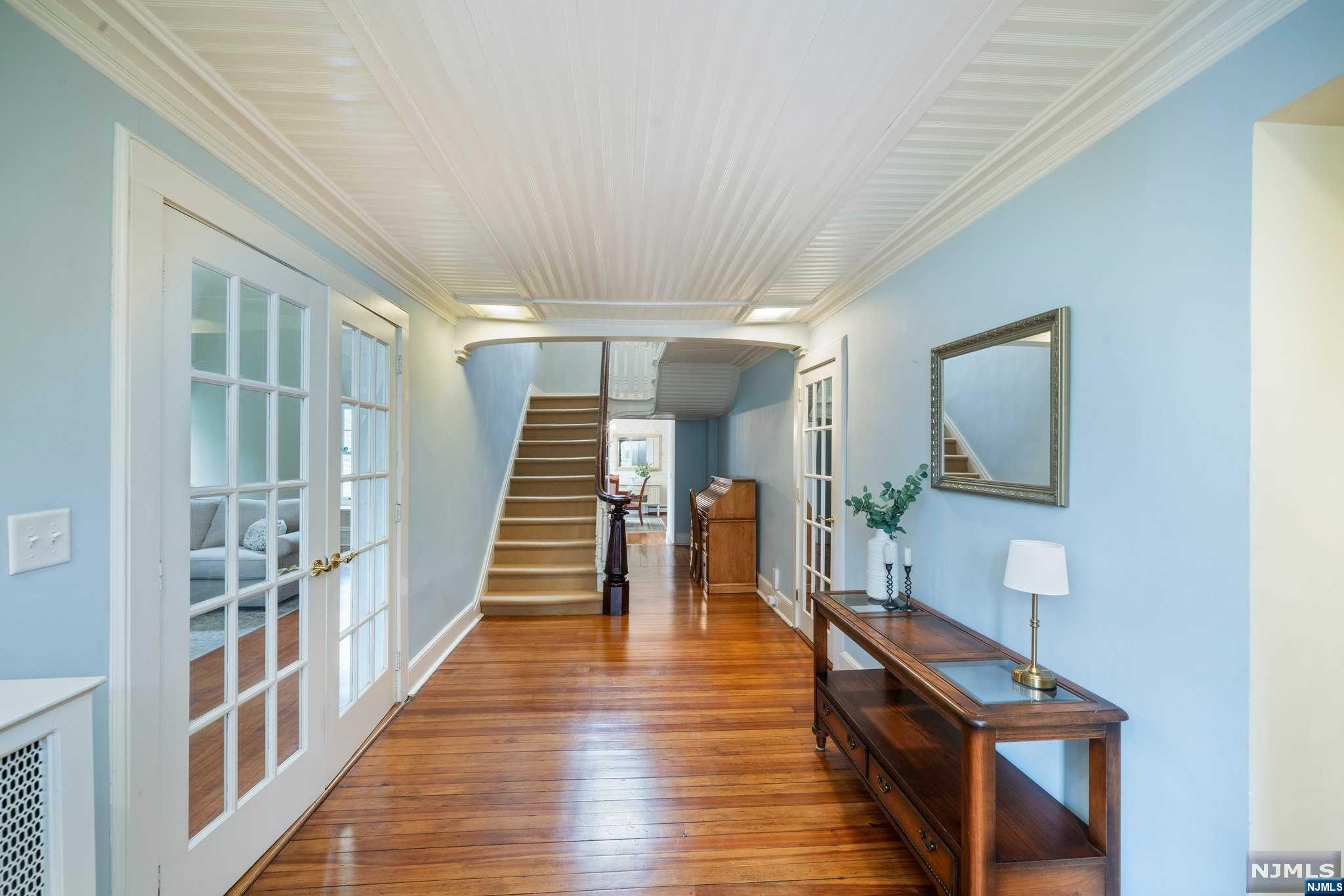933 East Saddle River Road