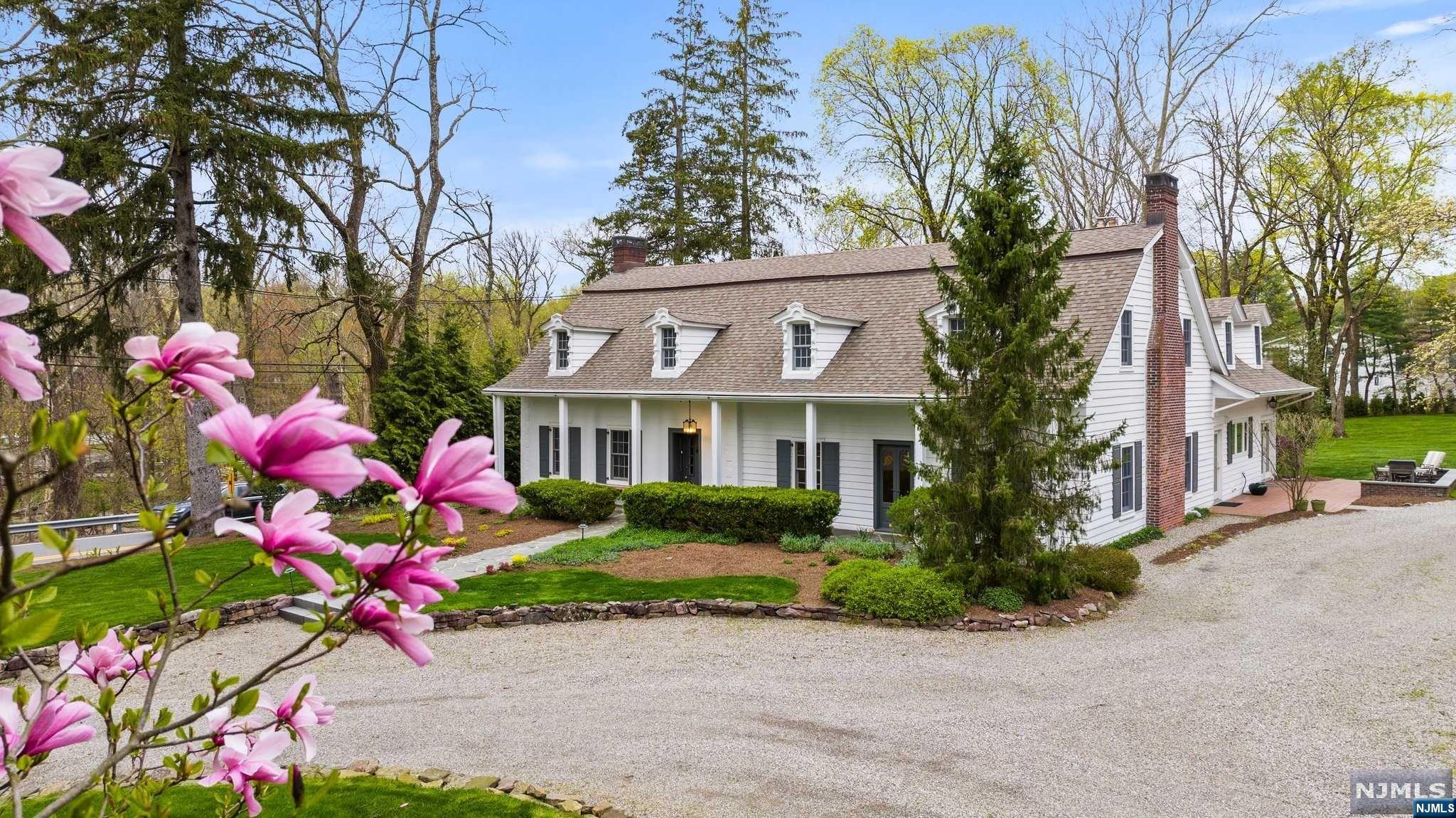 933 East Saddle River Road