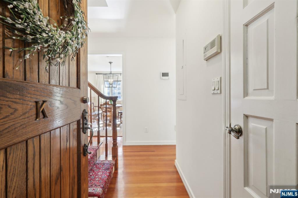 140 Bellair