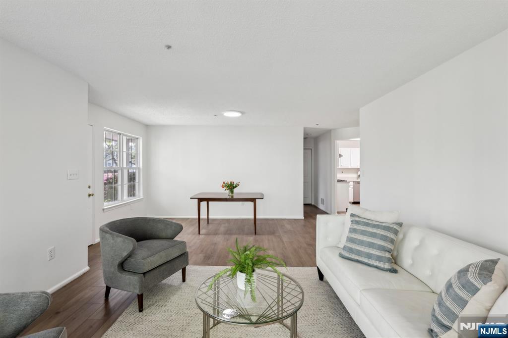 1207 Richmond Road