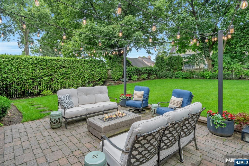 52 Kenmore Place