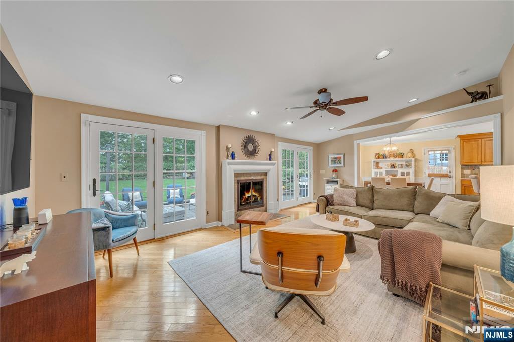 52 Kenmore Place