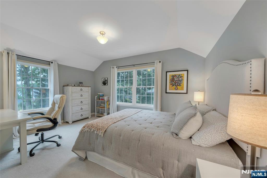 52 Kenmore Place