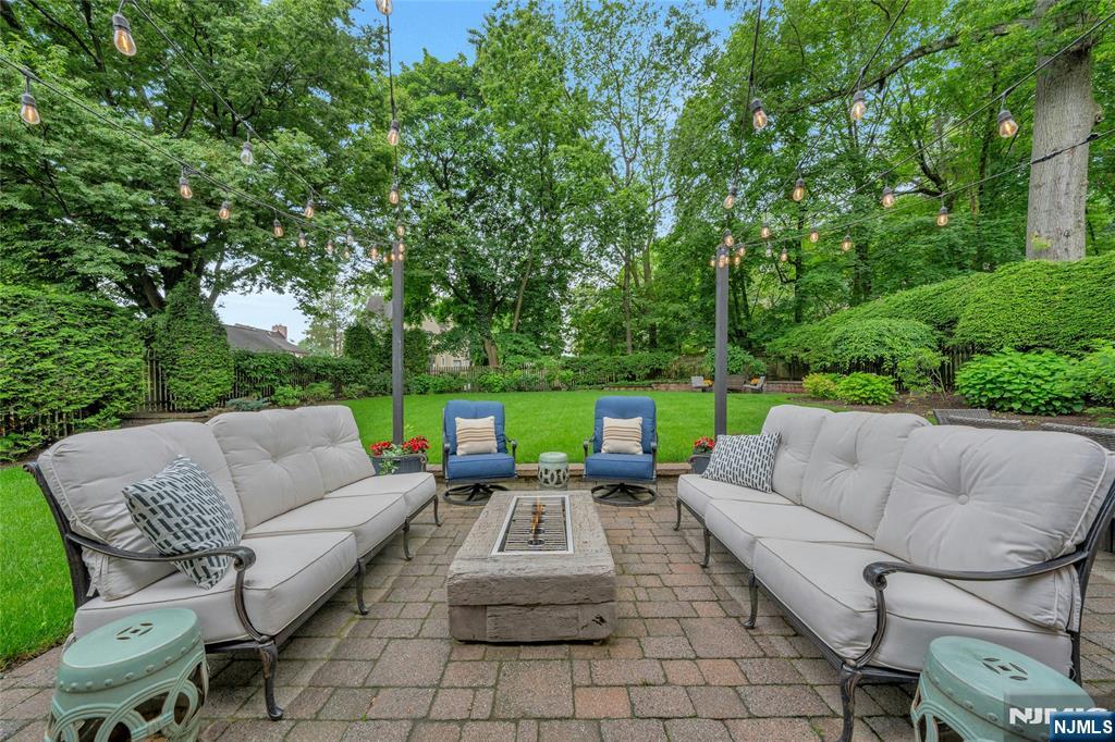 52 Kenmore Place