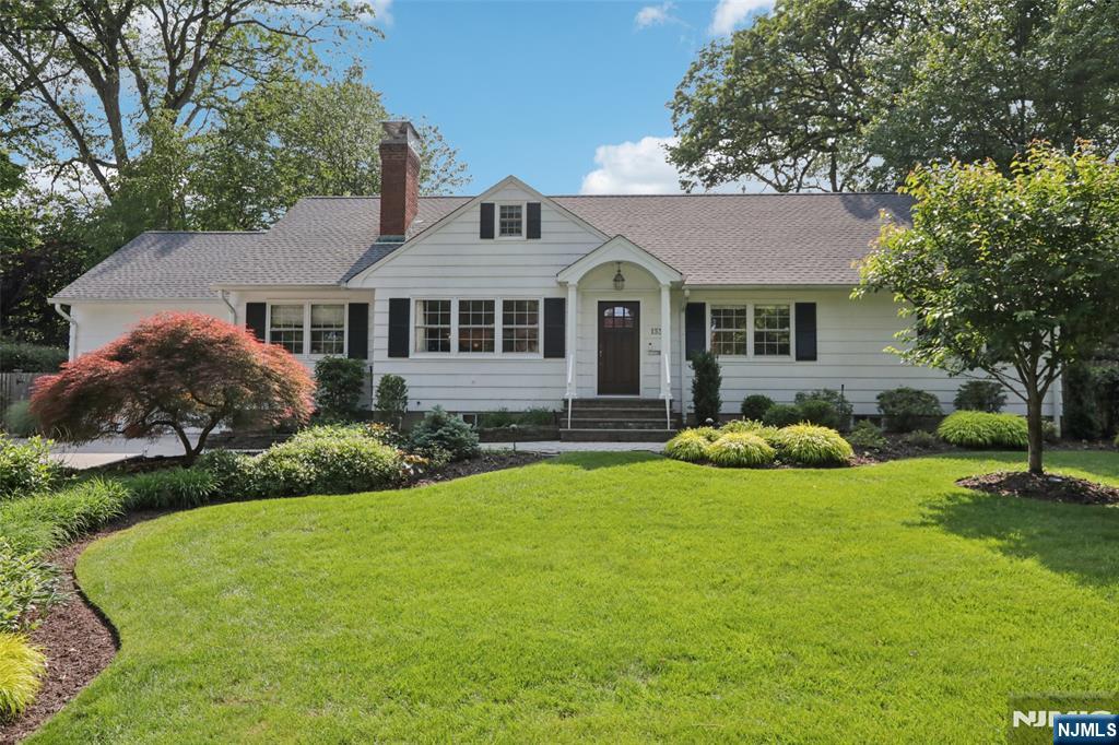 133 Foster Terrace