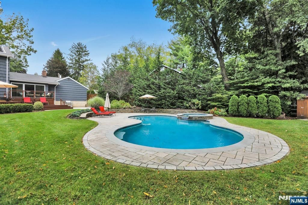 268 Iris Court