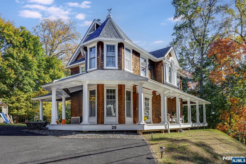 20 Mountain Avenue
