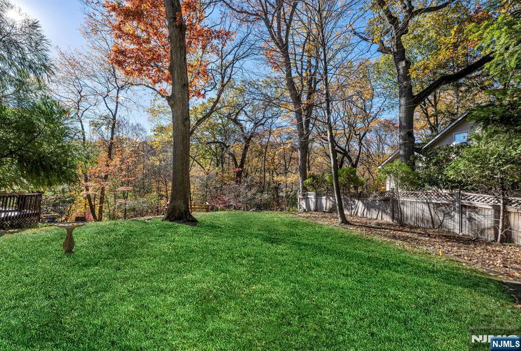 22 Knollwood Drive