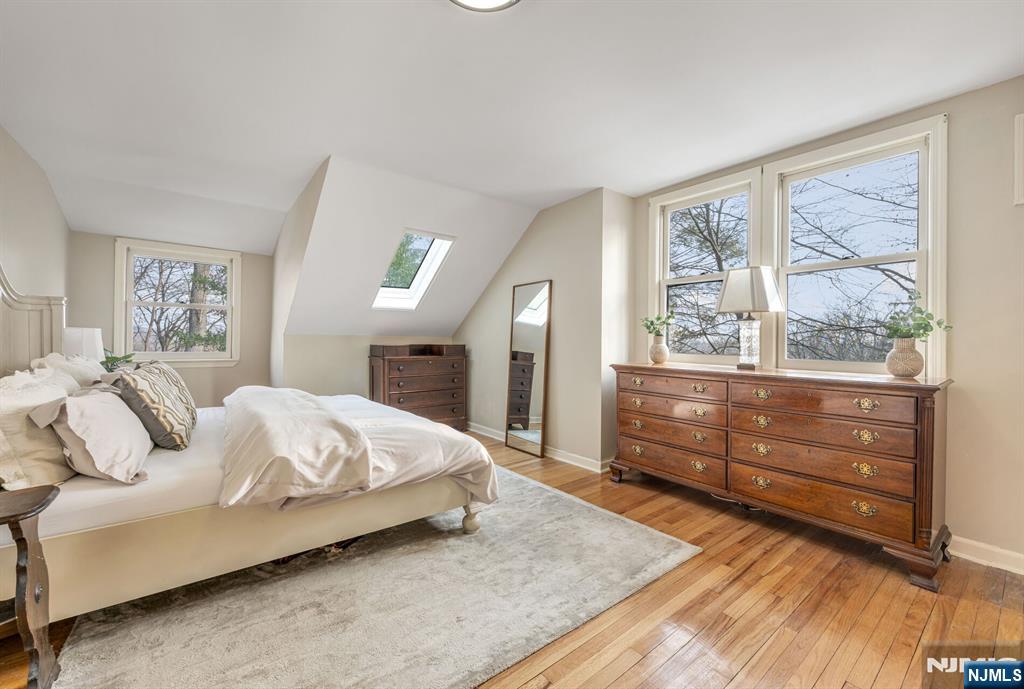 22 Knollwood Drive
