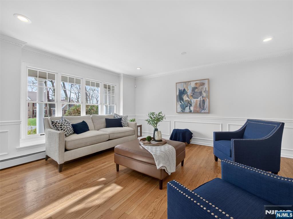 381 Lawrence Court