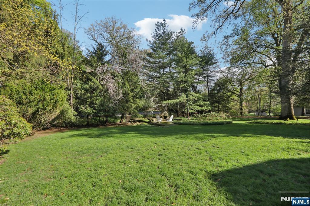 215 Beechwood Road