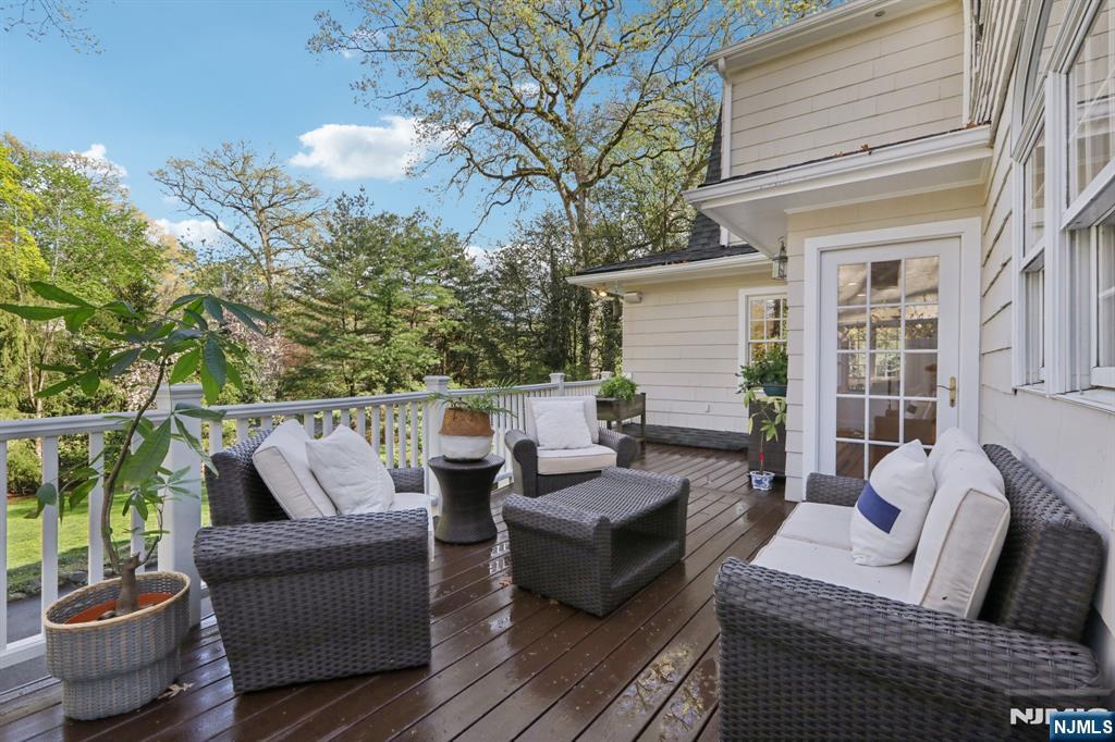 215 Beechwood Road