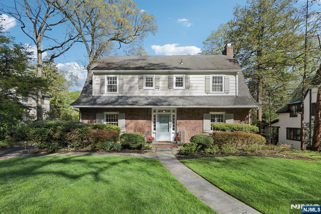 215 Beechwood Road