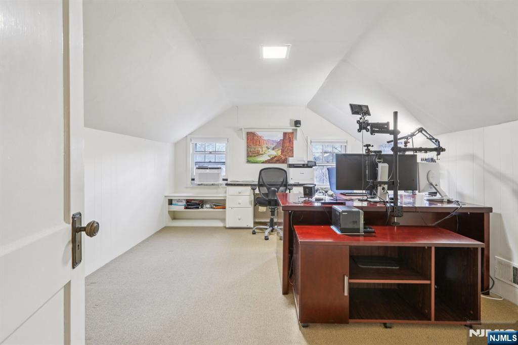 215 Beechwood Road
