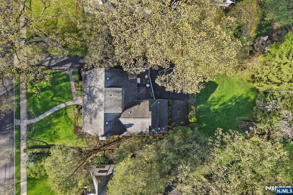 215 Beechwood Road