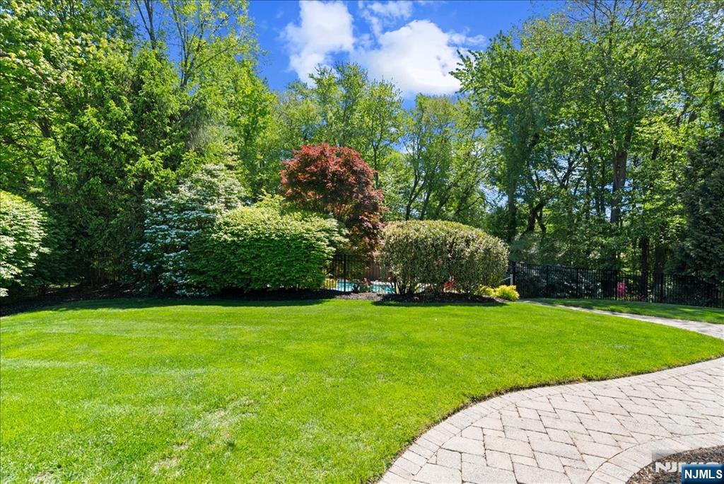 74 Van Blarcom Lane