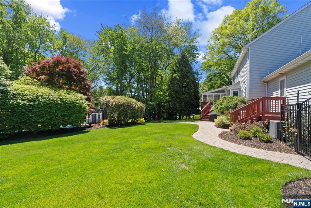 74 Van Blarcom Lane