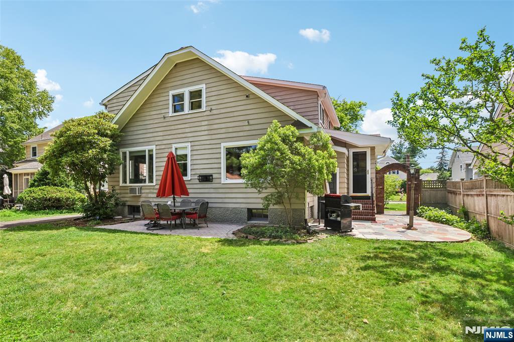 29 Fairlawn Street
