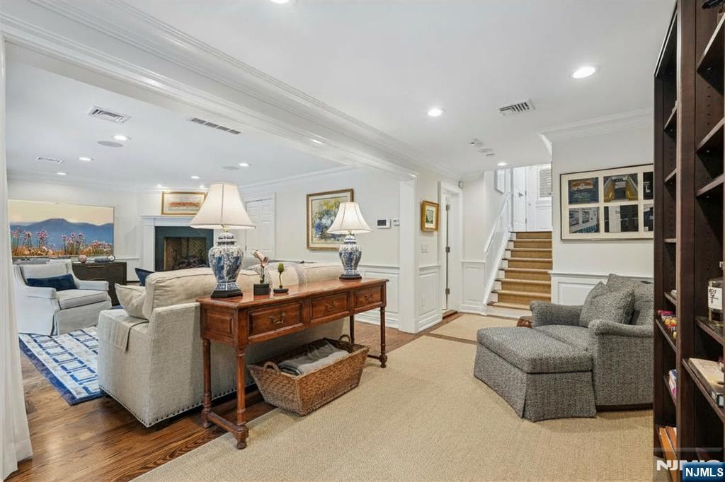 25 Daniel Court
