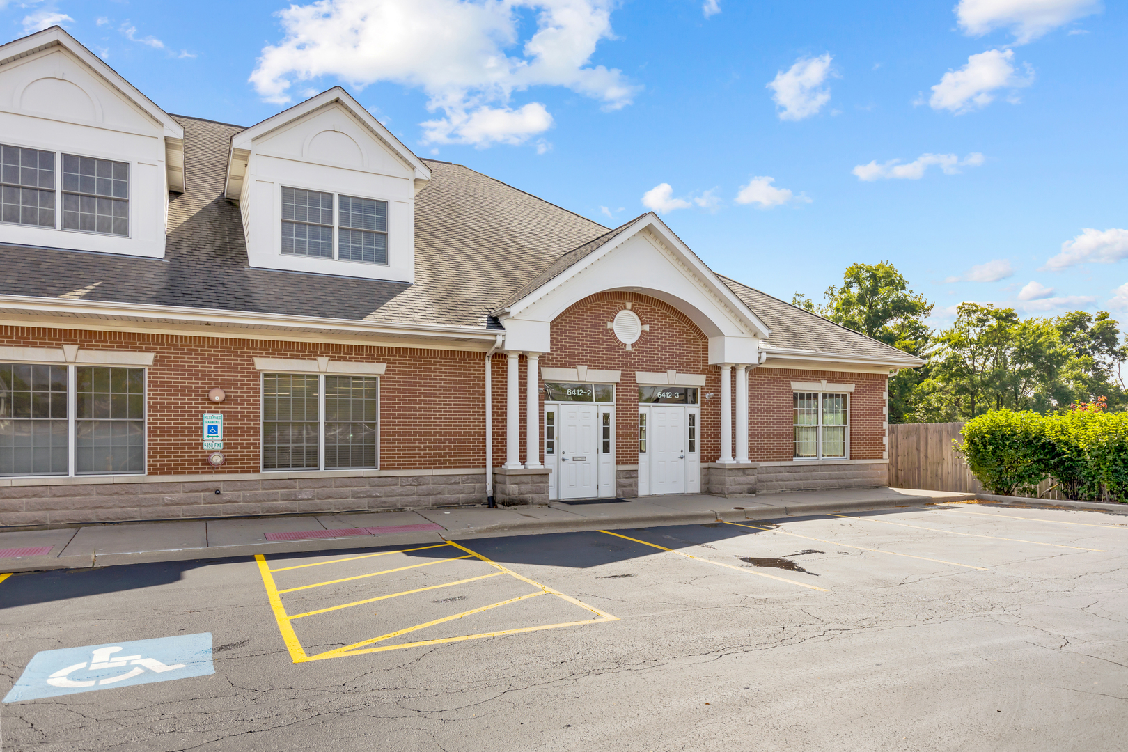 6412 Joliet Road Unit: 3
