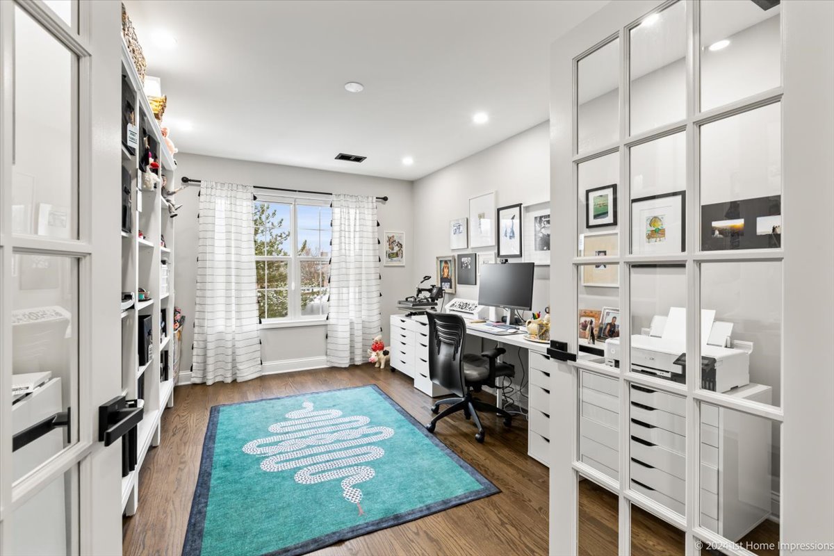 4104 Spyglass Circle