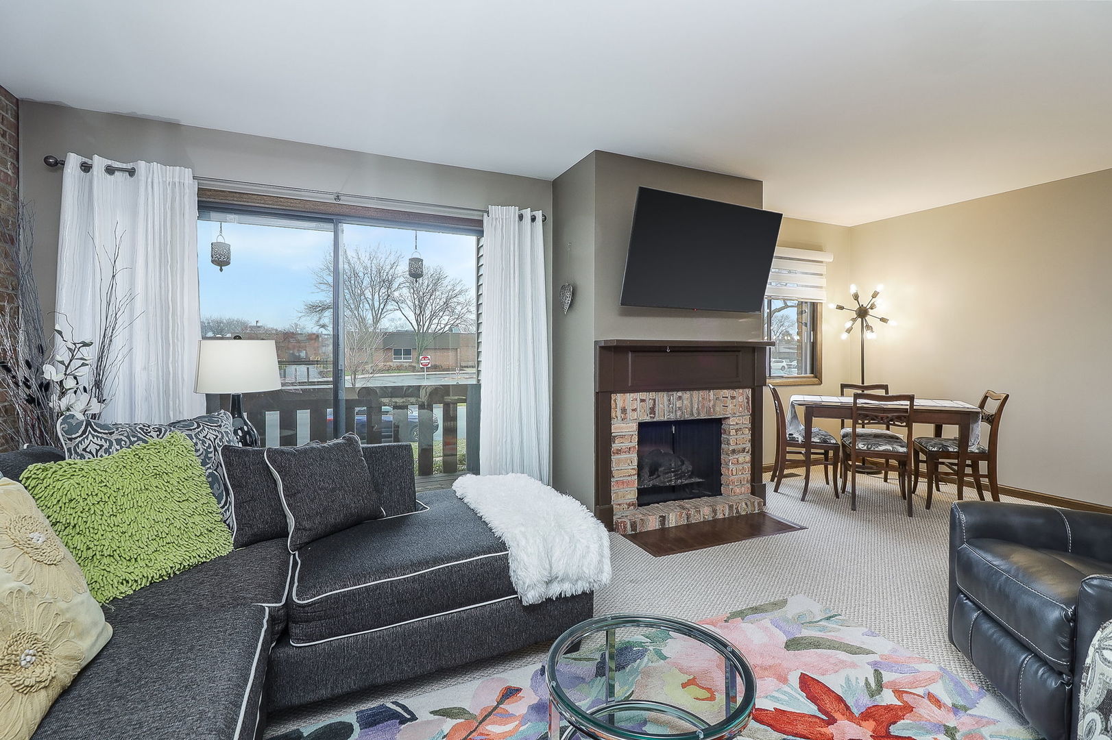 310 Sheridan Drive Unit: 1C