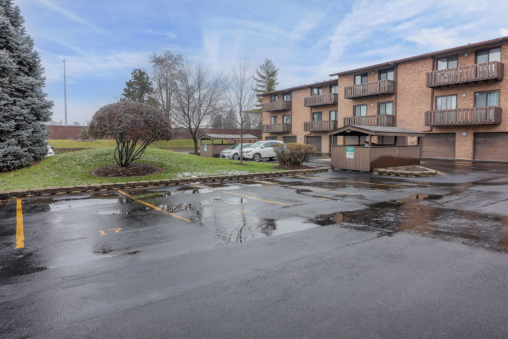 310 Sheridan Drive Unit: 1C