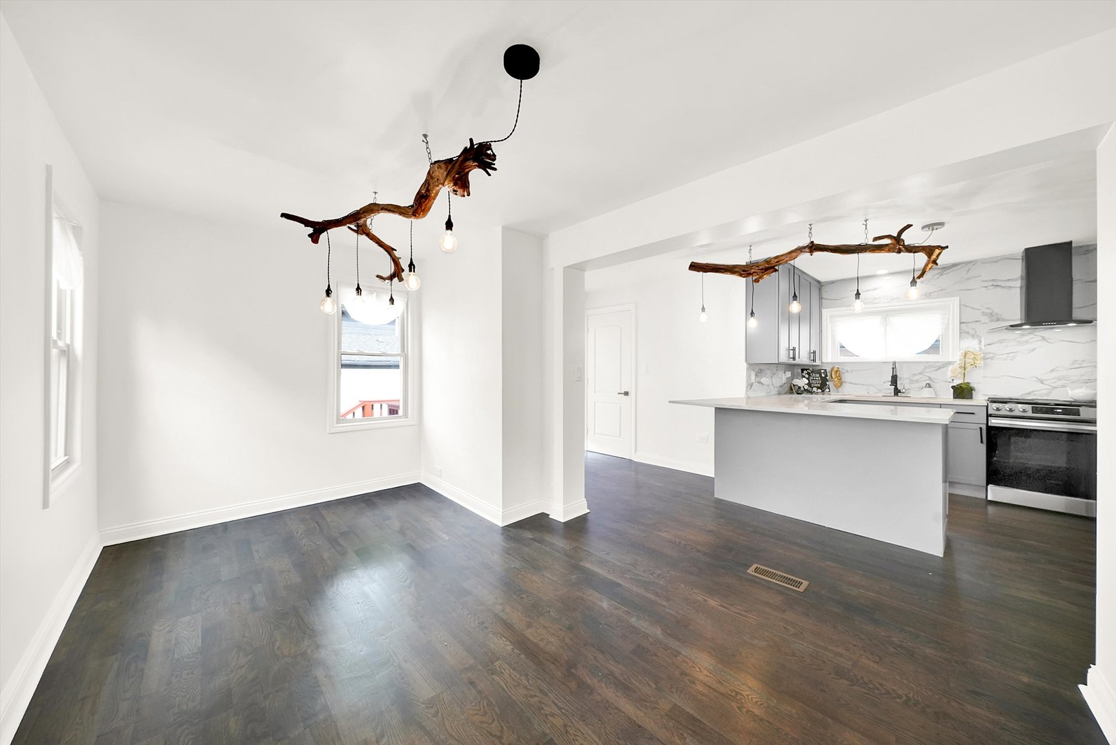 3414 W 116TH Place